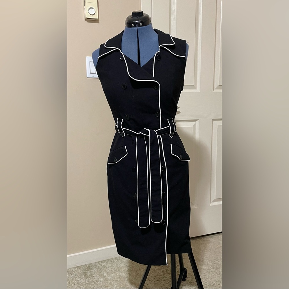 Calvin Klein | Classic Black Dress